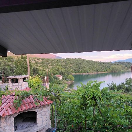 Brnara Kravarica Vrlika Εξωτερικό φωτογραφία